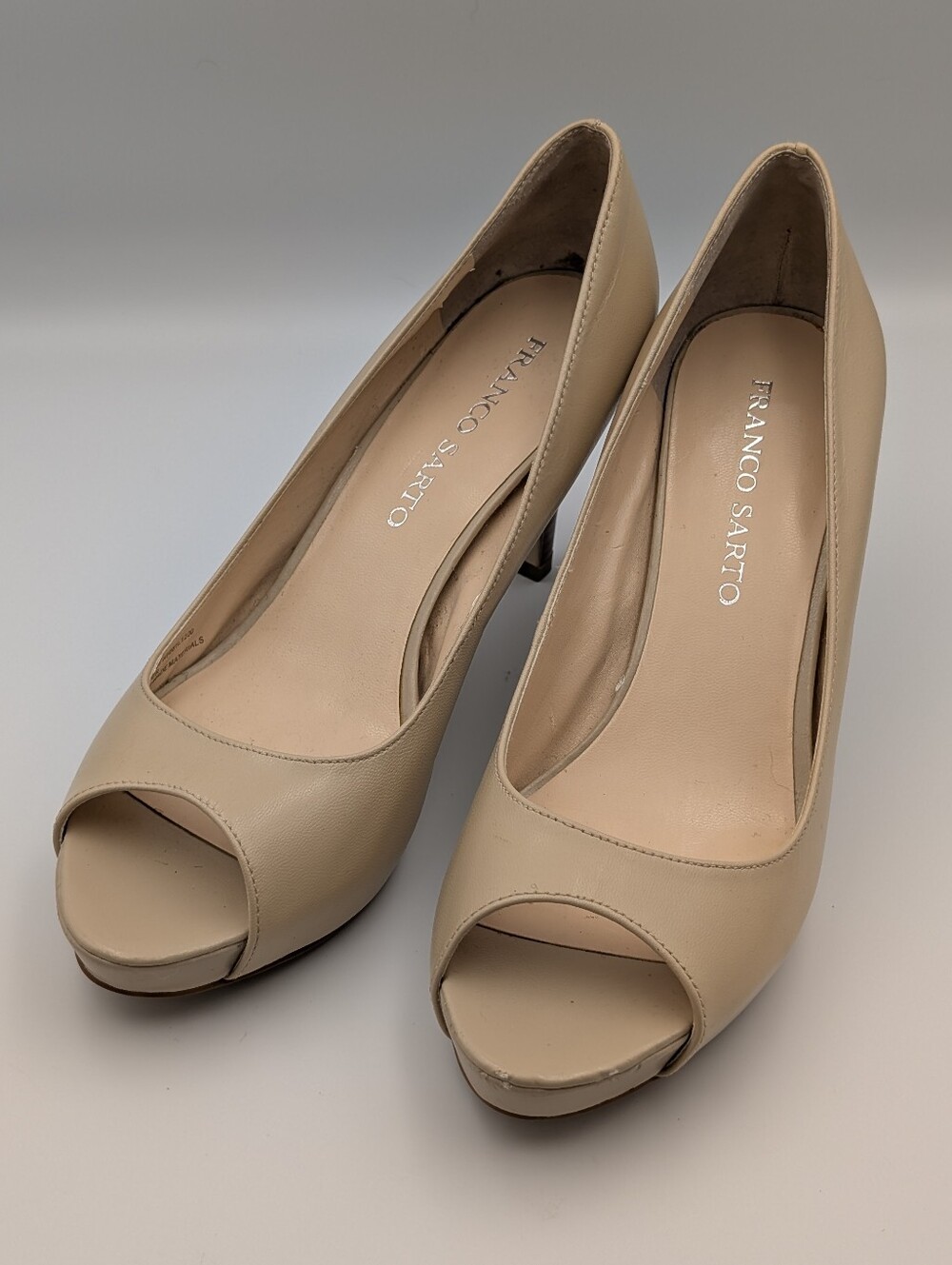 Franco Sarto Beige Peep-Toe Heels Beige Skin Tone 8.5 Women's